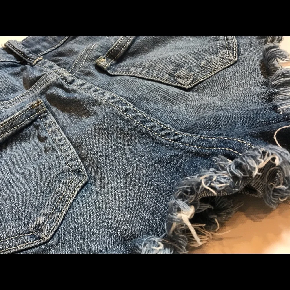 Distressed Shorts - Picture 7 of 17